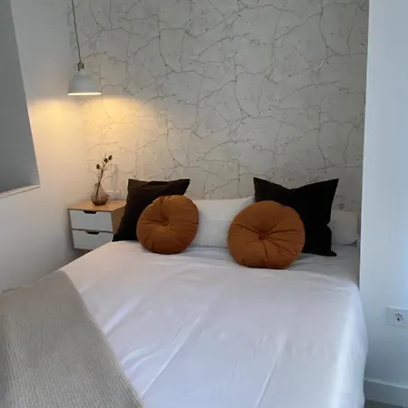 Carmen'S Cozy Apartment Апартаменты *